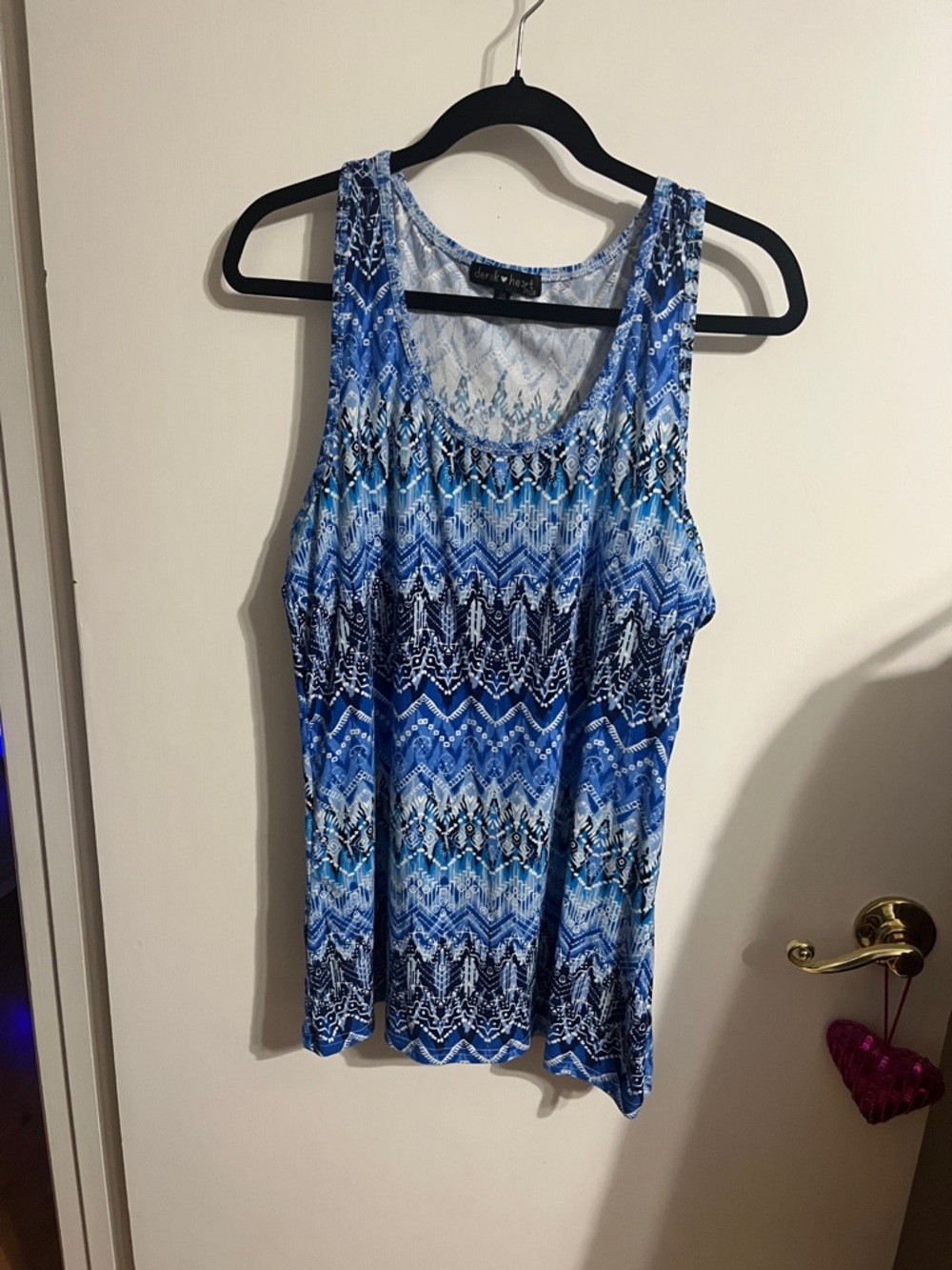🧡 1X Derek Heart Ombré Blue Multi-Pattern Scoop Neck Tank
